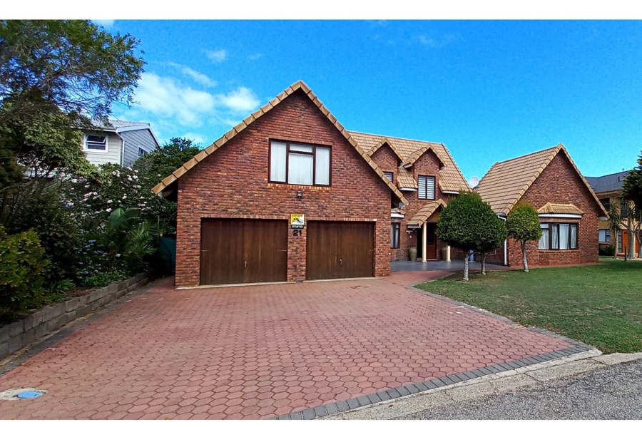 2 Bedroom Property for Sale in Hersham Western Cape